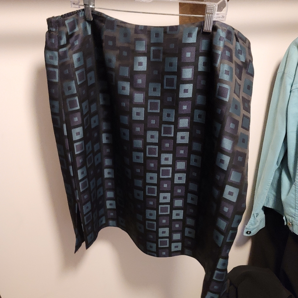 Albania Skirt